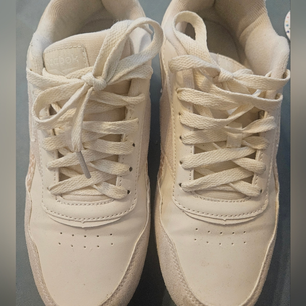 Classic Reebok Women's Leopard Print Low Top Sneakers Soft Beige